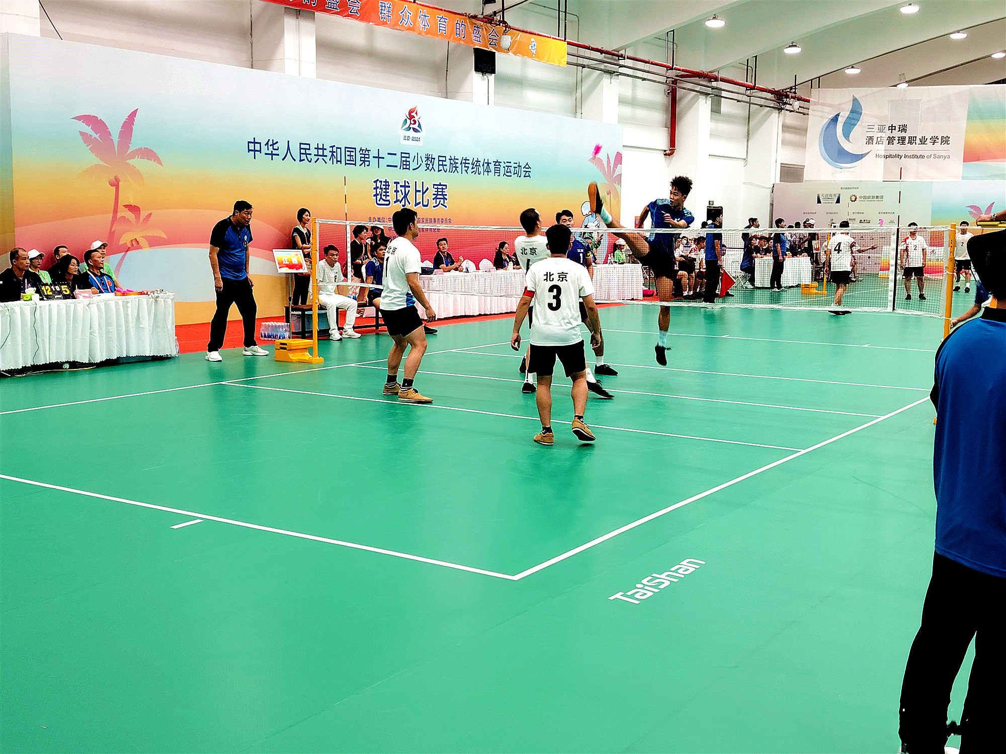 奥运品质｜pg麻将胡了2电子体育各类场地器材亮相第十二届全国少数民族传统体育运动会